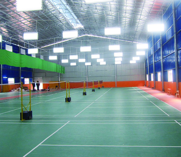 千平羽毛球館地板